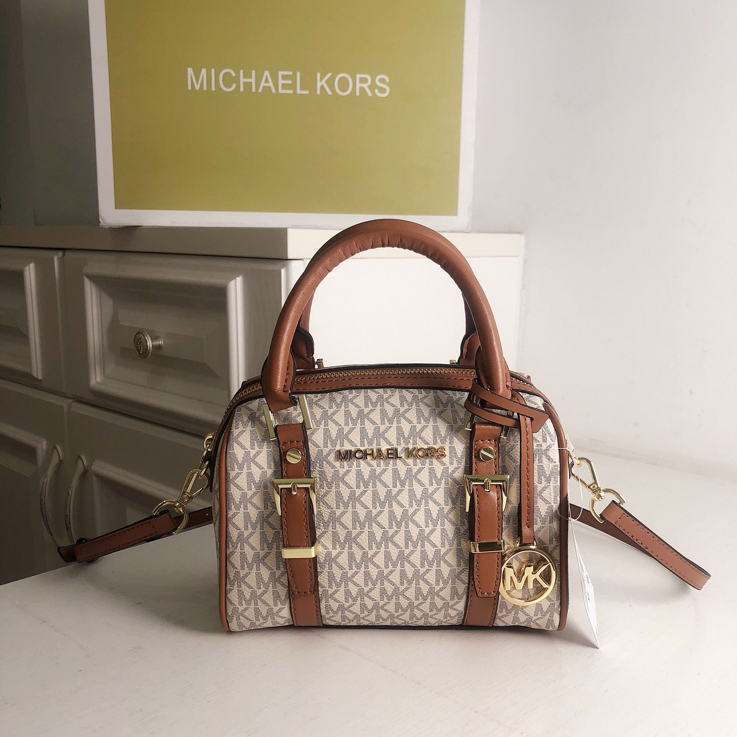 ใหม่ไมเคิล คอร์กระเป๋าถือดีไซน - Luxury Bags Casual บทวิจารณ์และราคา