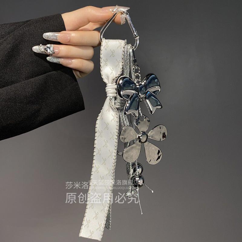 พวงกุญแจเงินทำมือ ของขวัญวันเก - Luxury Bags Made In China บทวิจารณ์และราคา